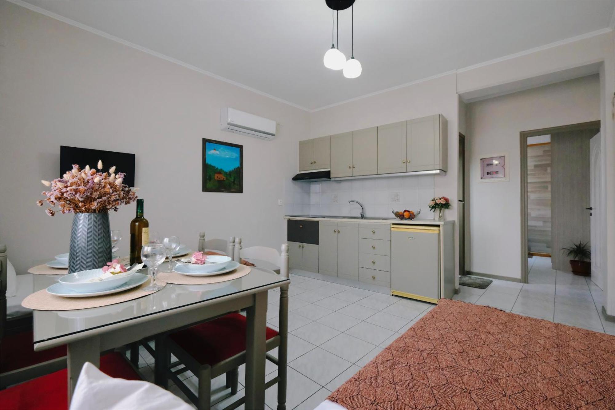 Repanidi Apartments Repanidhion Ngoại thất bức ảnh